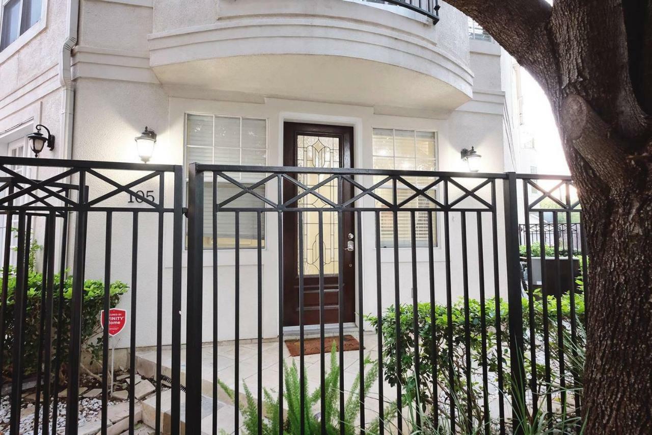 Downtown Museum District, Zoo, Parks, Nightlife! - Detering Apartment Houston Exterior photo